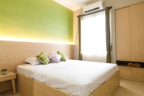 Отель Azzahra Guest House Syariah  Sidoarjo Regency